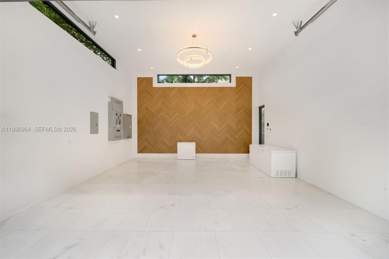 503 E Dilido Dr Miami Beach, FL 33139