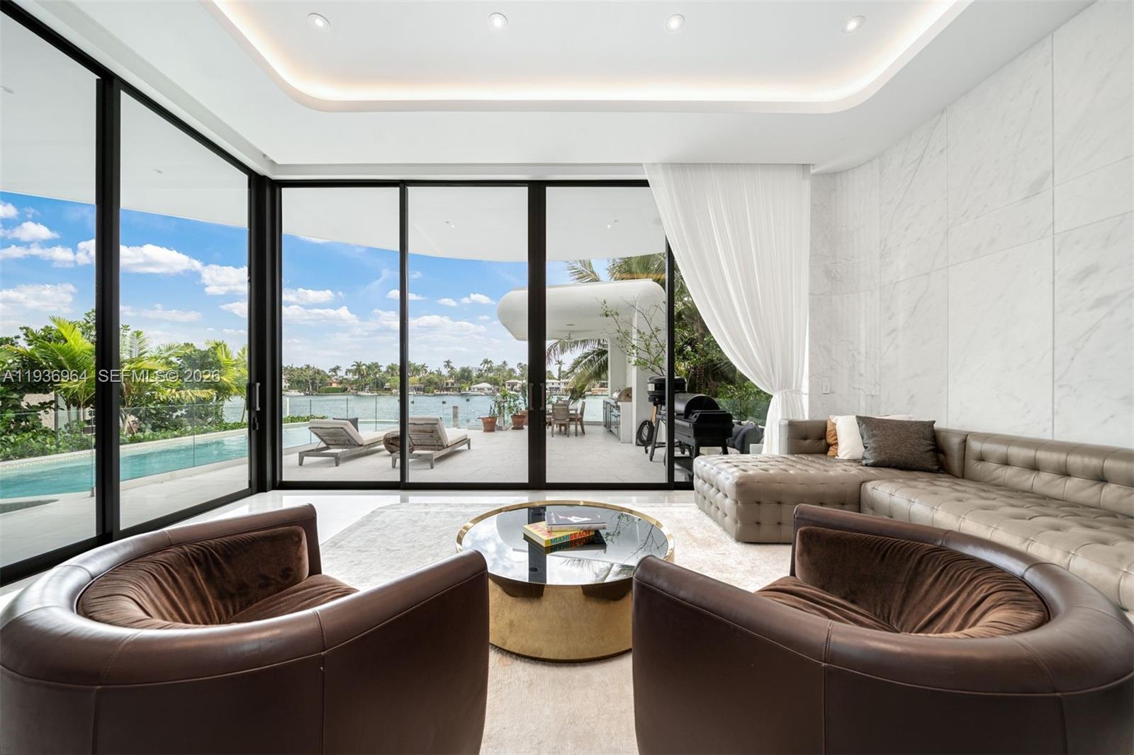 503 E Dilido Dr Miami Beach, FL 33139