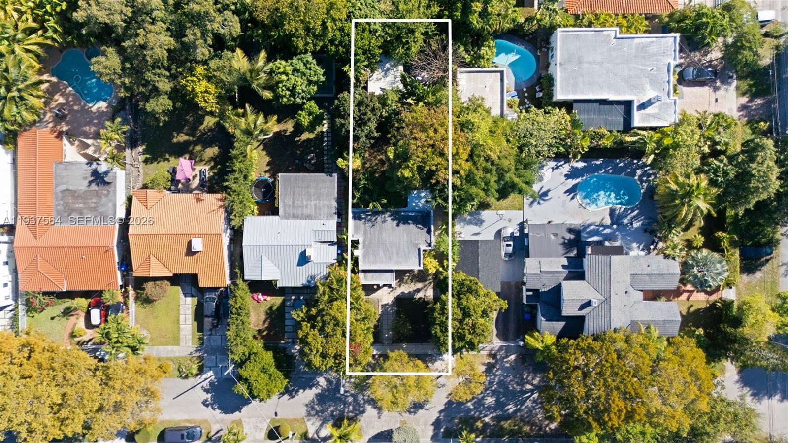 1851 SW 2nd Ct Miami, FL 33129