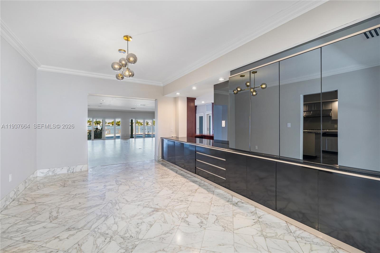 1375 N Biscayne Pt Rd Miami Beach, FL 33141