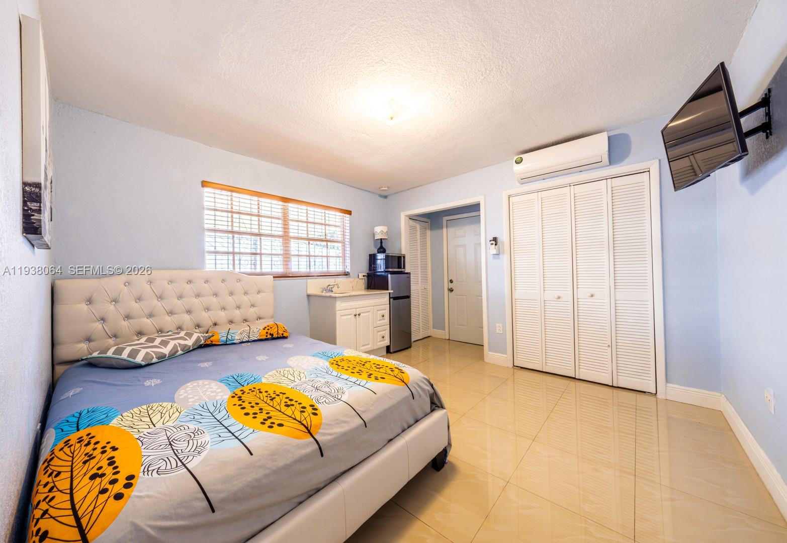 1937 SW 57th Ct Miami, FL 33155