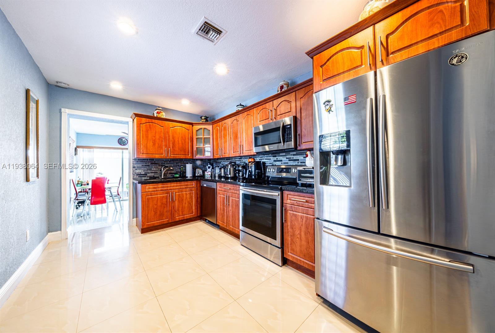 1937 SW 57th Ct Miami, FL 33155