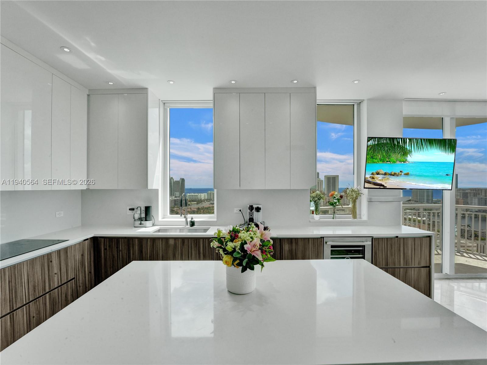 1755 E Hallandale Bch Blvd #PH04E Hallandale Beach, FL 33009