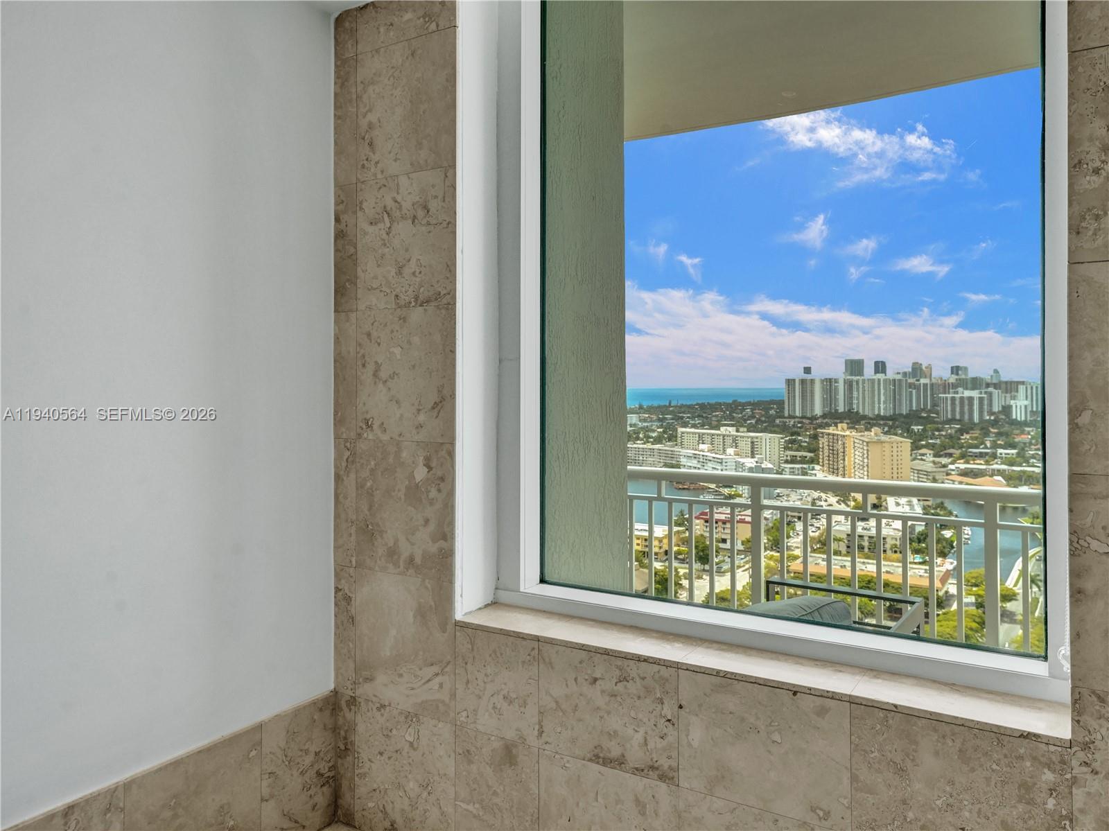 1755 E Hallandale Bch Blvd #PH04E Hallandale Beach, FL 33009