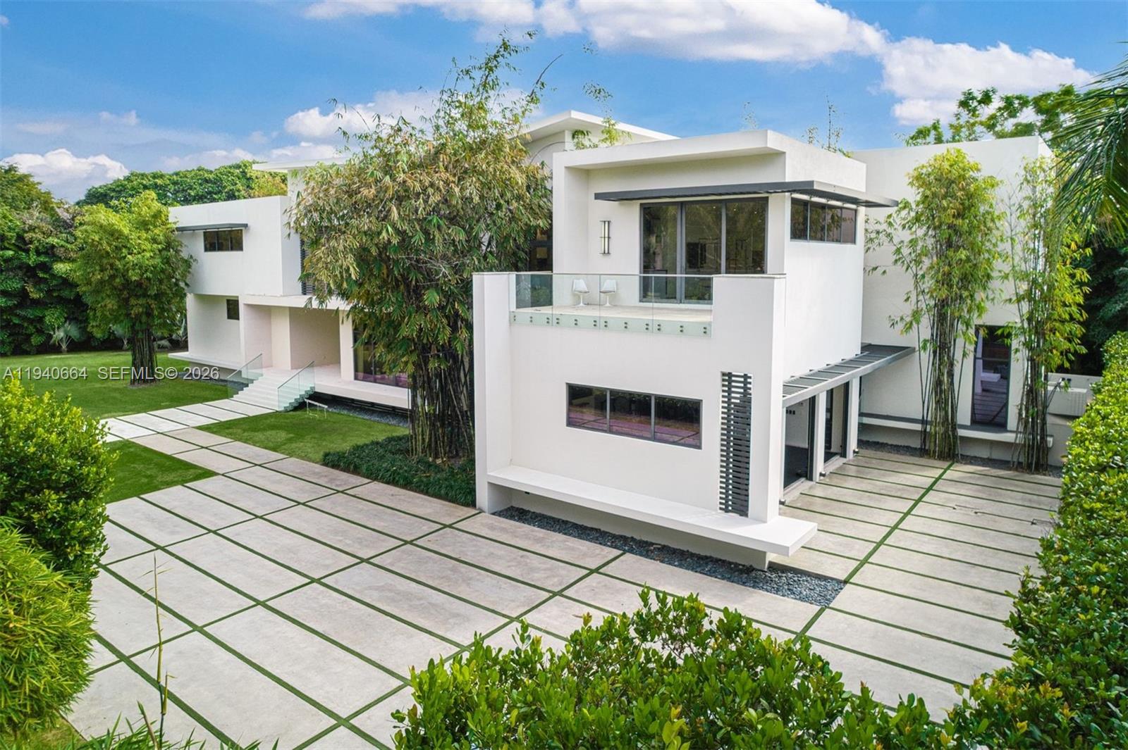 4780 SW 86th Ter Miami, FL 33143