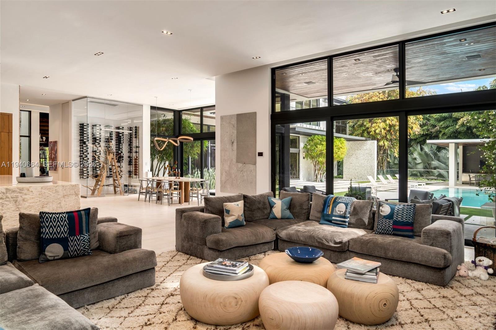 4780 SW 86th Ter Miami, FL 33143