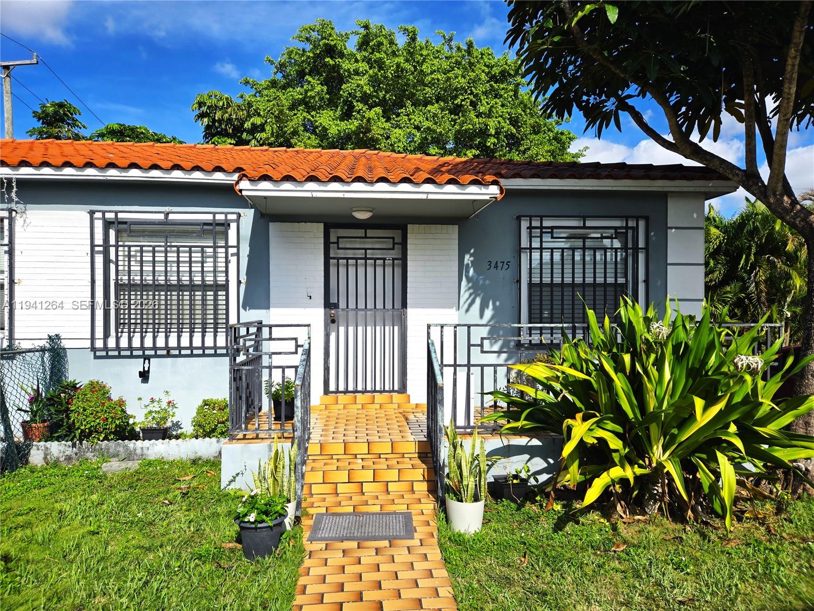 3475 SW 27th St #3475