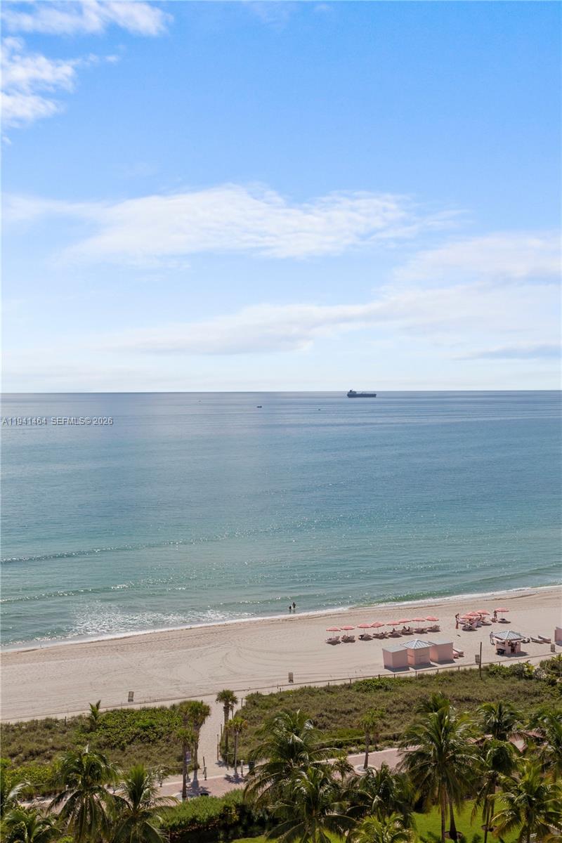5001 Collins Ave #14C Miami Beach, FL 33140