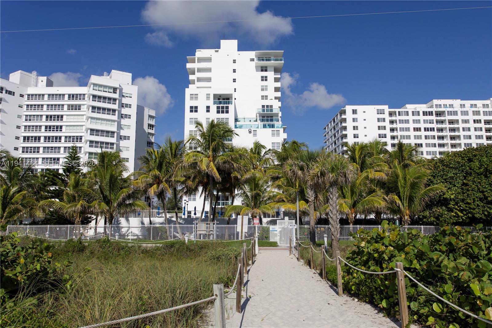 5001 Collins Ave #14C Miami Beach, FL 33140
