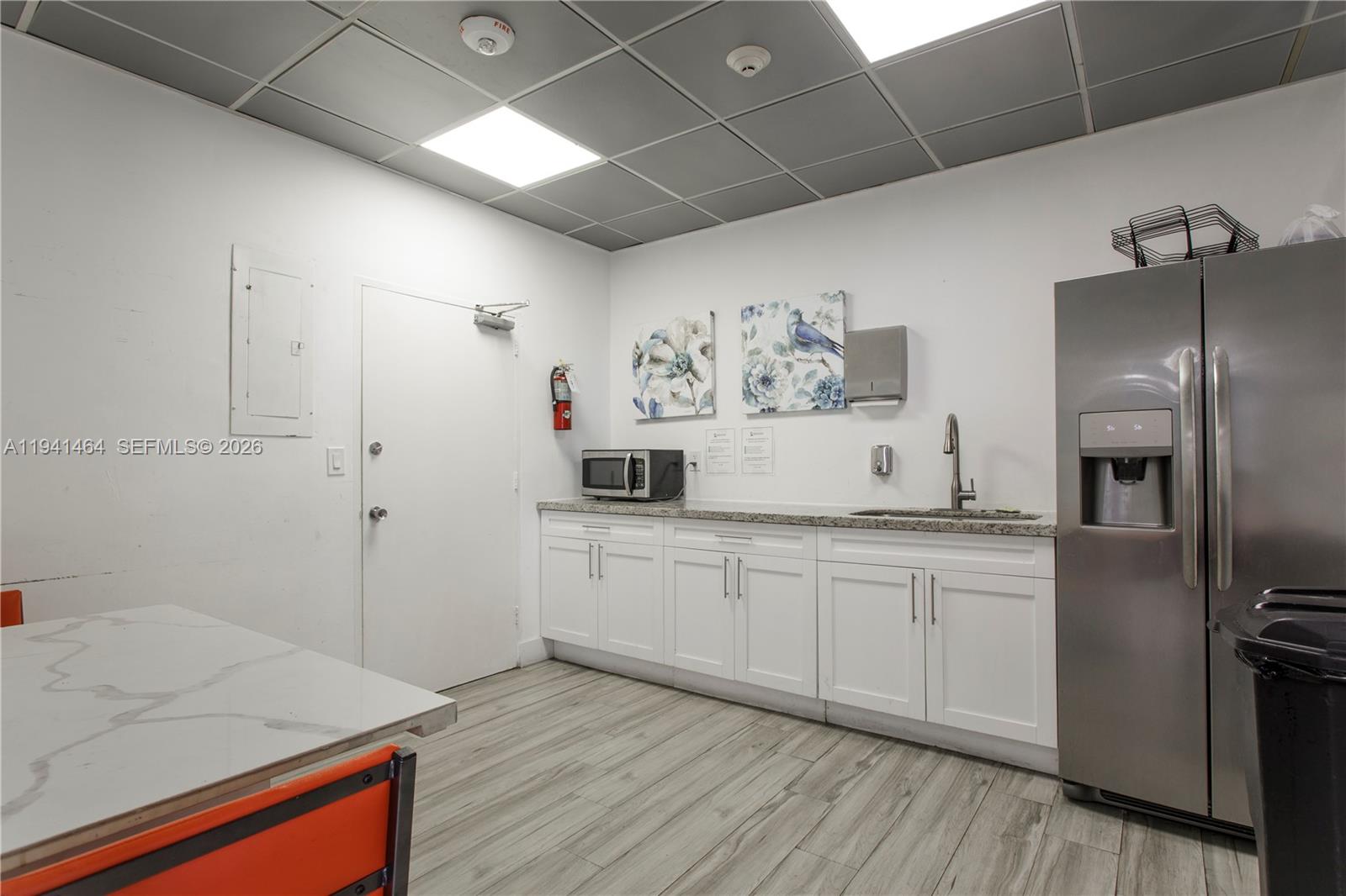 5001 Collins Ave #14C Miami Beach, FL 33140