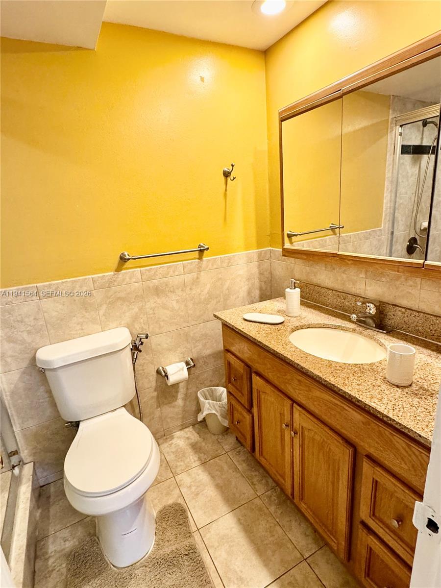 210 172nd St #129 Sunny Isles Beach, FL 33160