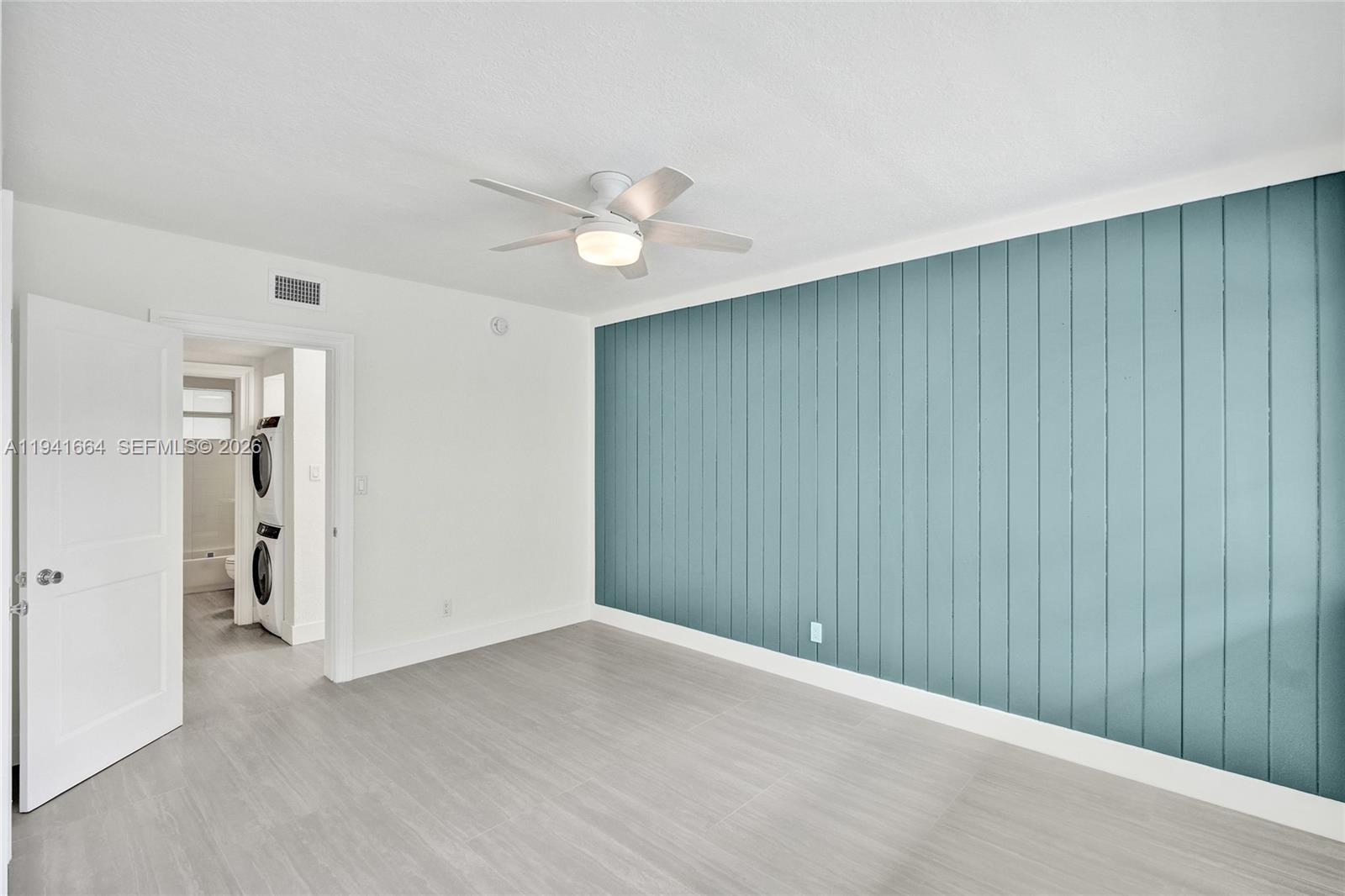 350 S Shore Dr #5 Miami Beach, FL 33141