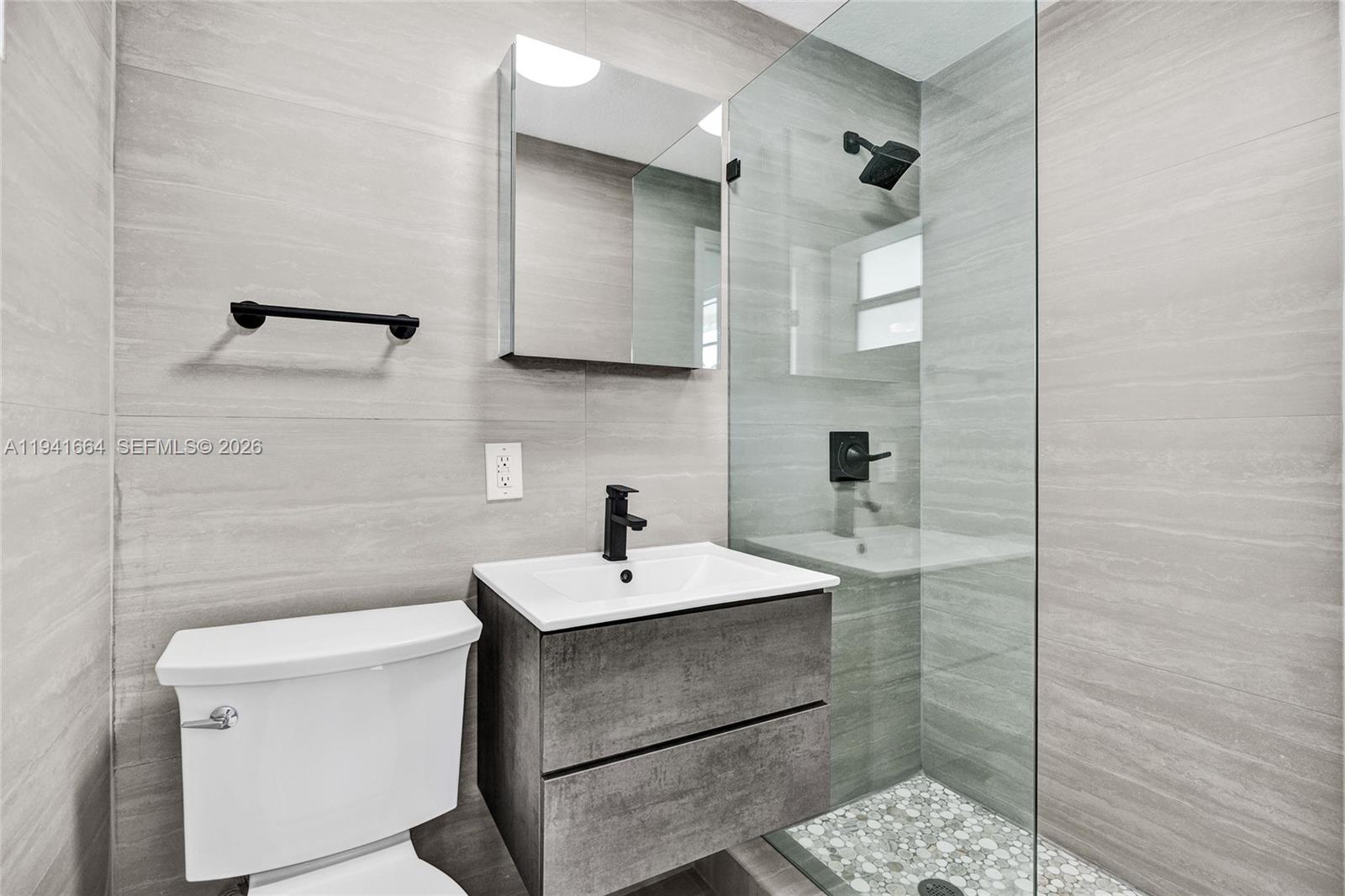 350 S Shore Dr #5 Miami Beach, FL 33141