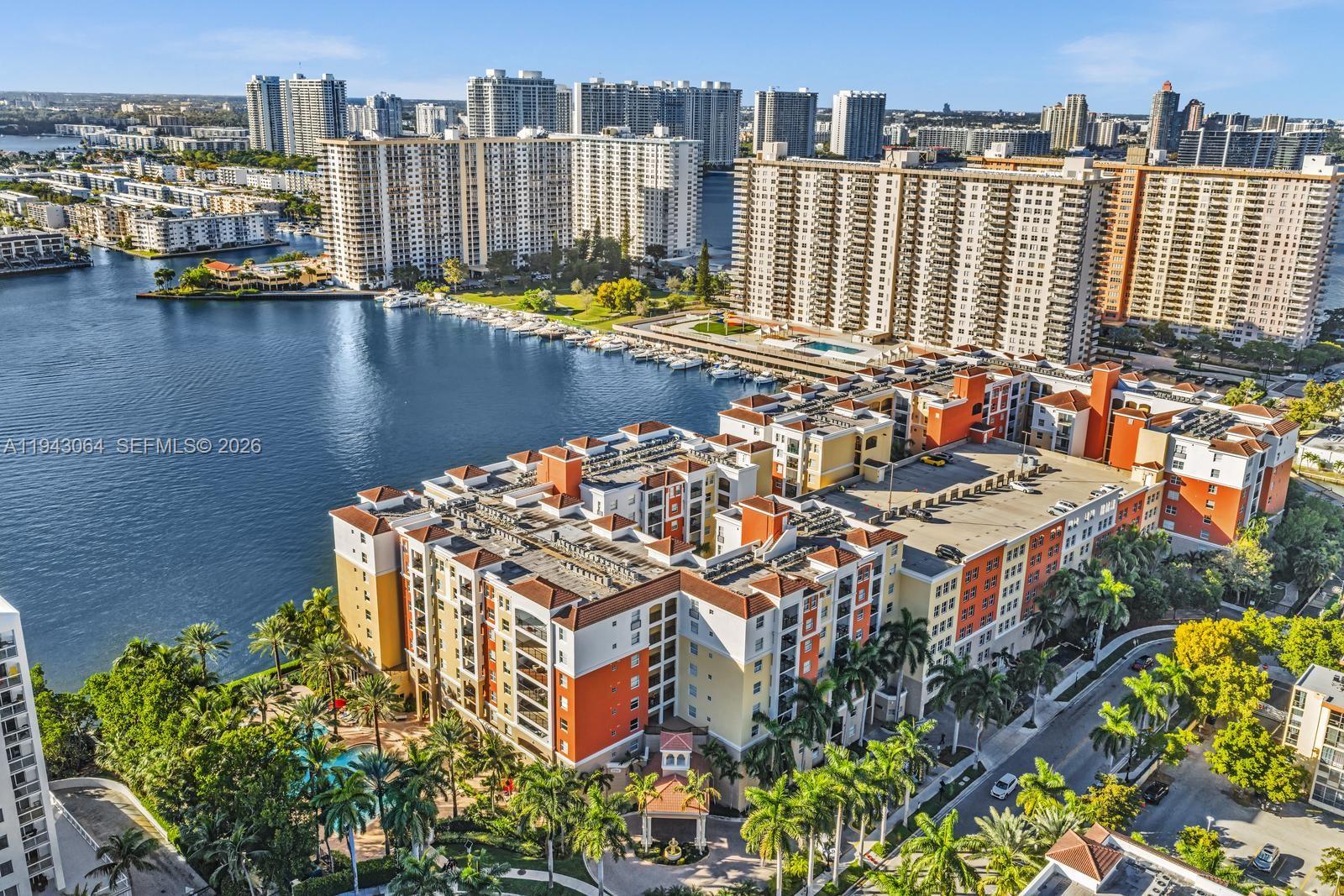 image Porto Bellagio Condo61