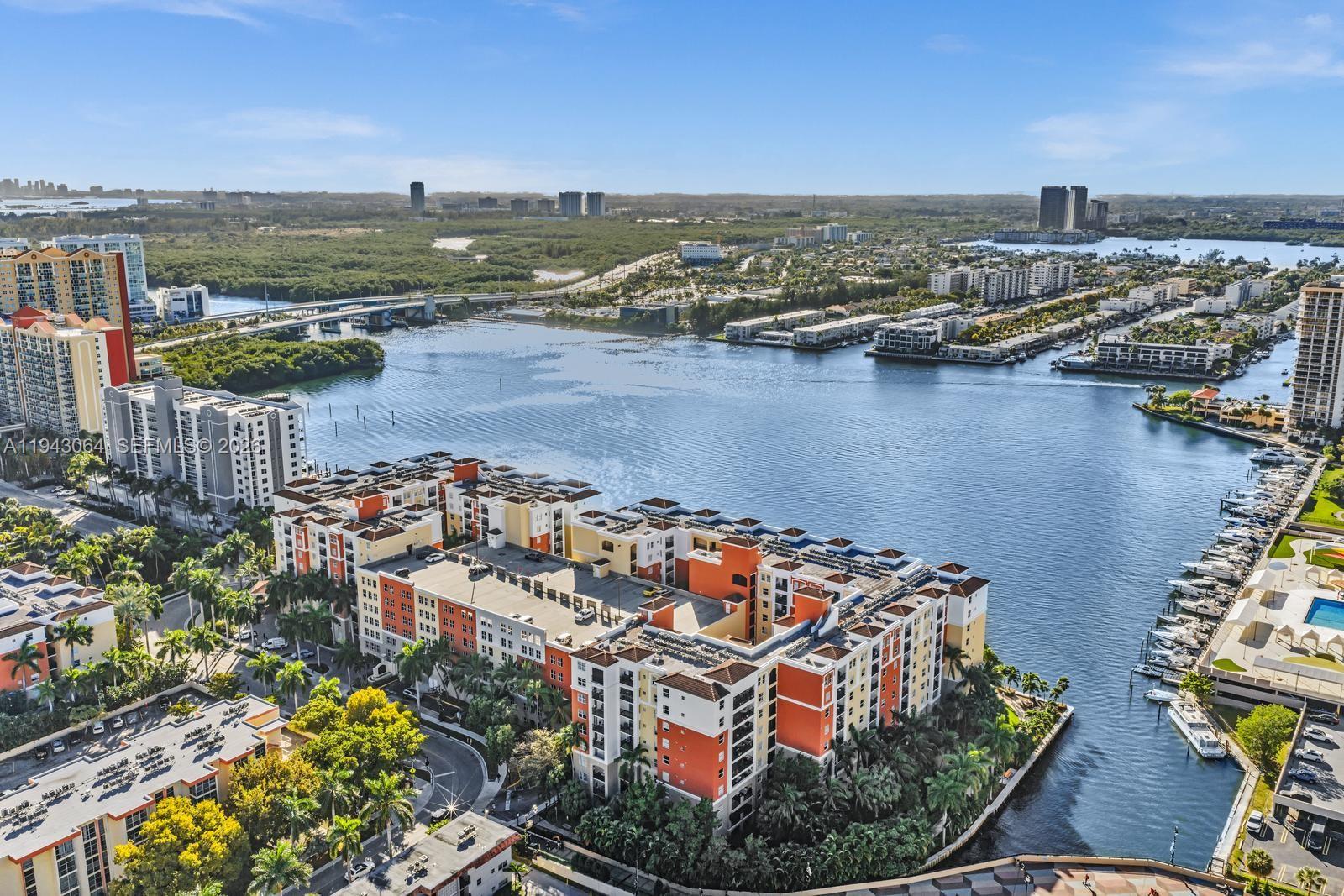 image Porto Bellagio Condo67