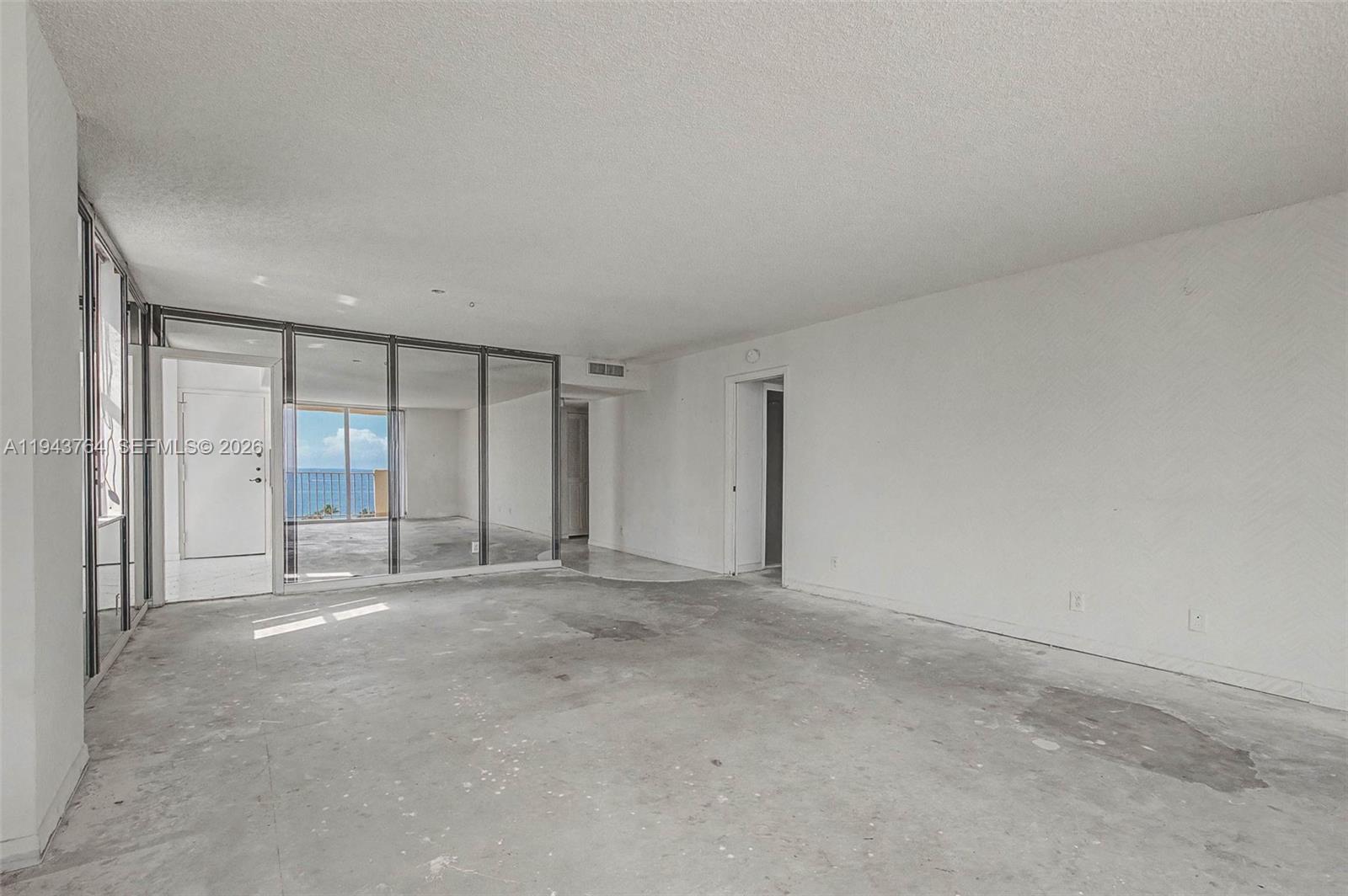 image Prince George Arms Condo18