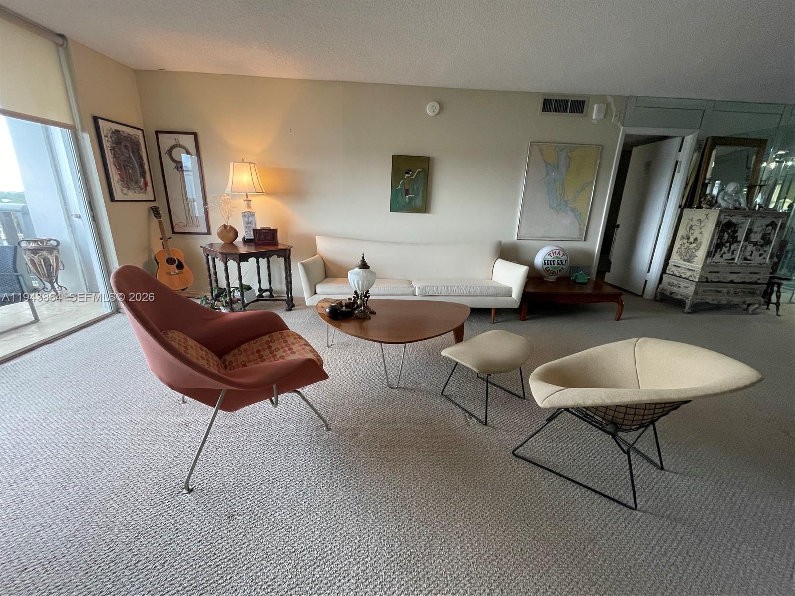 6039 Collins Ave #1232 Miami Beach, FL 33140