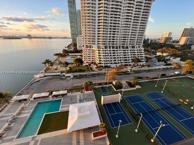 600 NE 36th St #1220 Miami, FL 33137