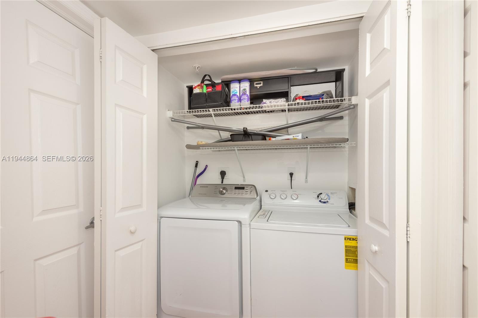 1155 Brickell Bay Dr #3403 Miami, FL 33131