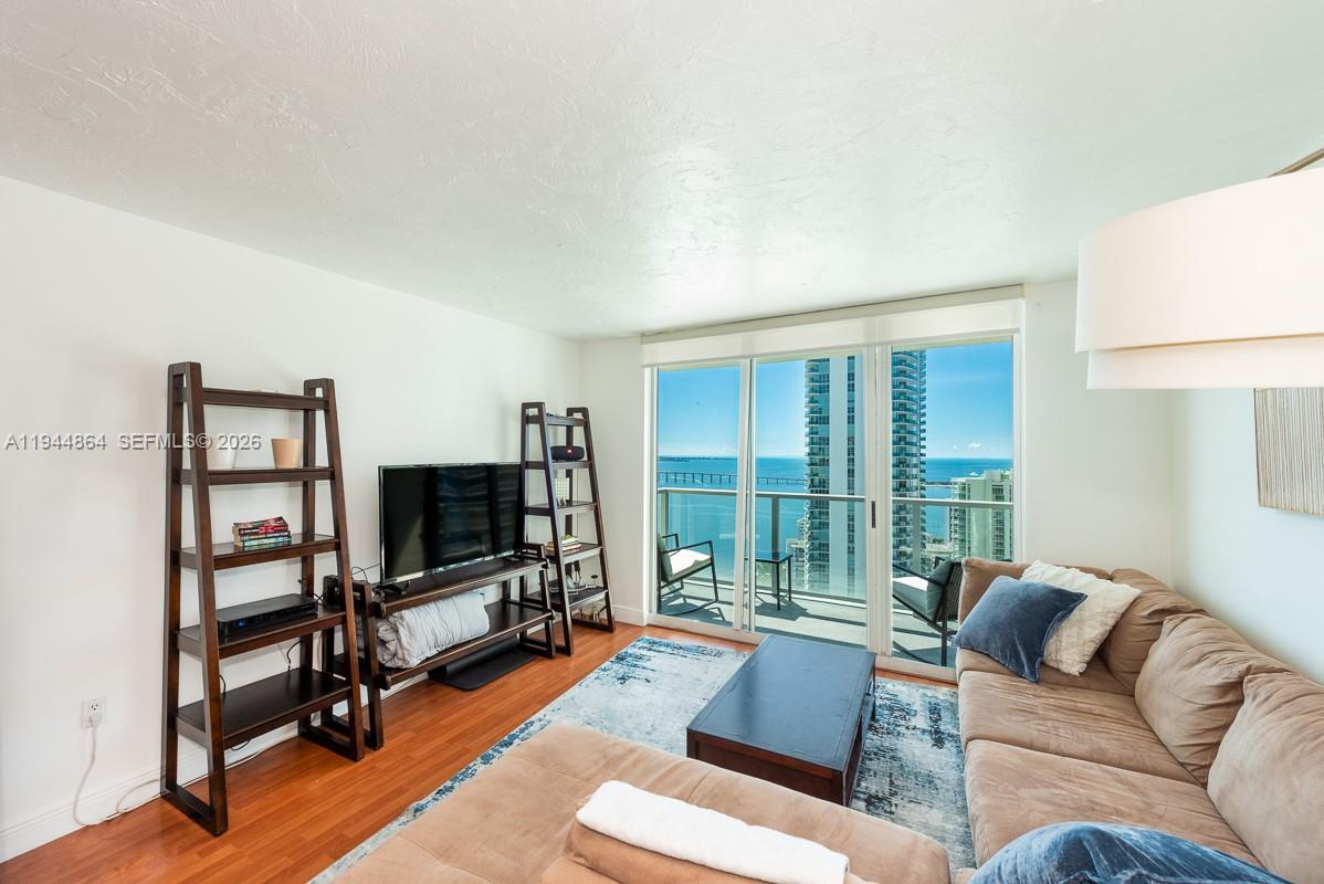1155 Brickell Bay Dr #3403 Miami, FL 33131