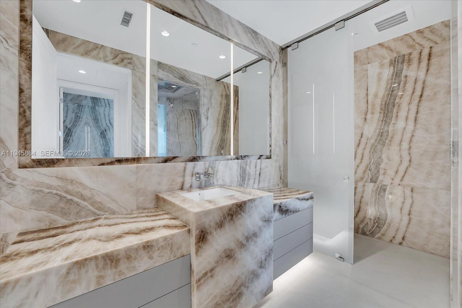 17975 Collins Ave #N1801 Sunny Isles Beach, FL 33160