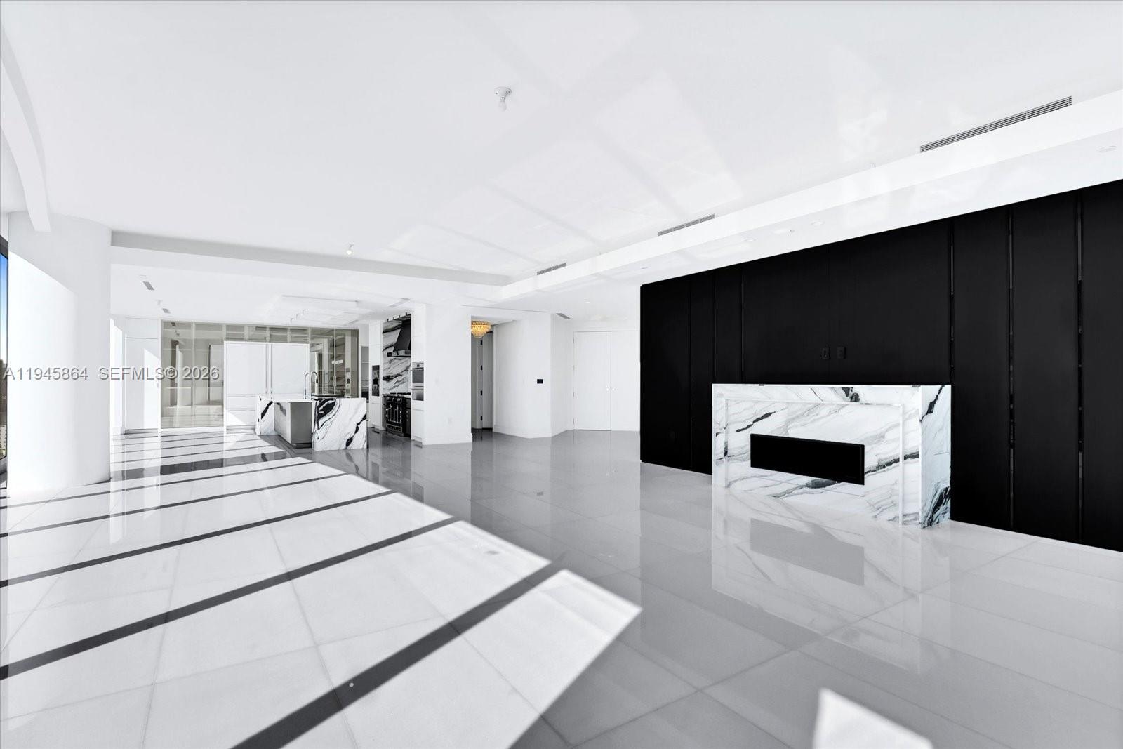 17975 Collins Ave #N1801 Sunny Isles Beach, FL 33160