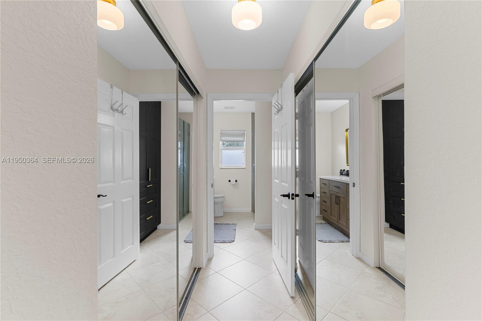 5561 Grande Palm Cir Delray Beach, FL 33484