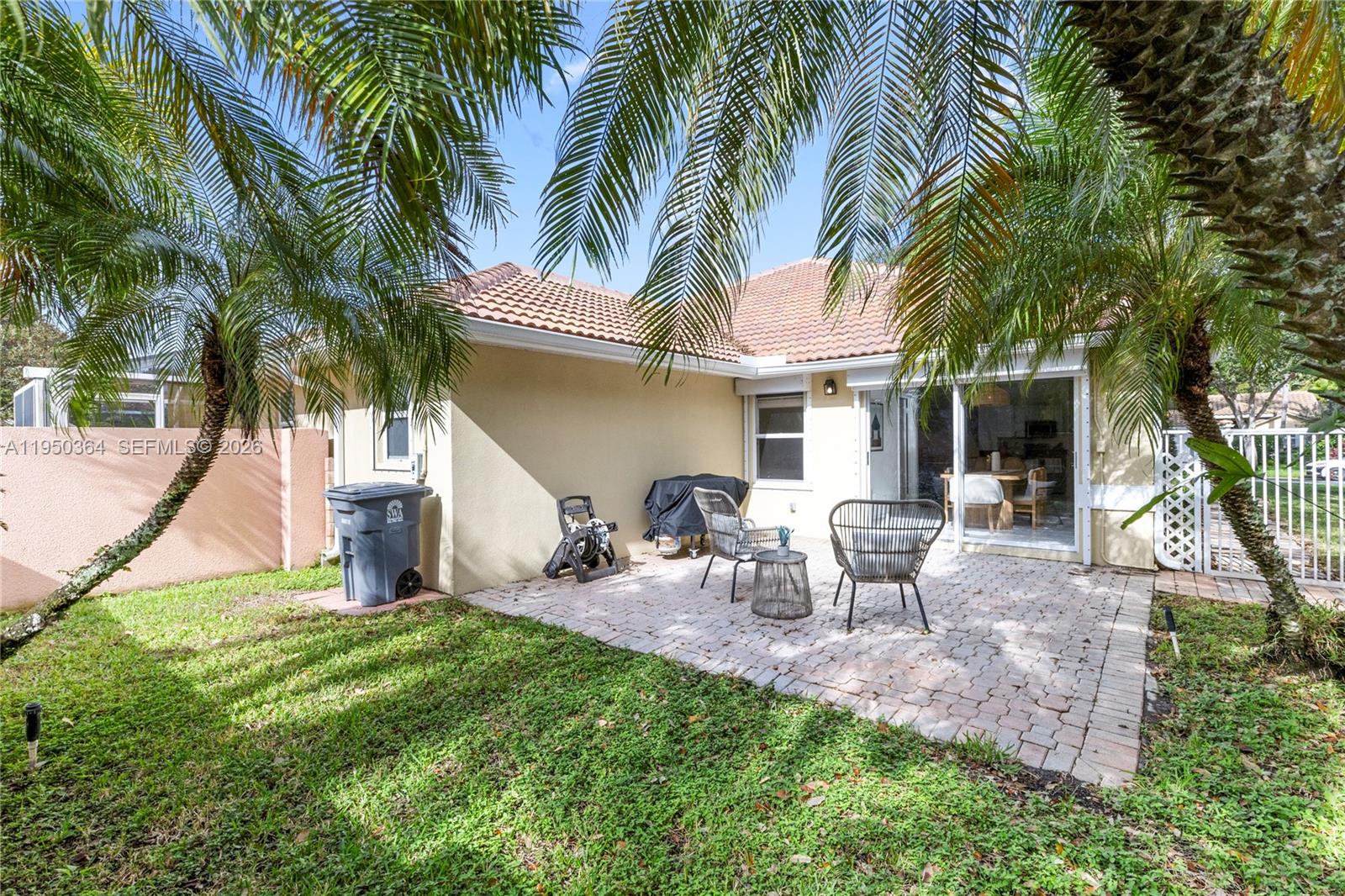 5561 Grande Palm Cir Delray Beach, FL 33484