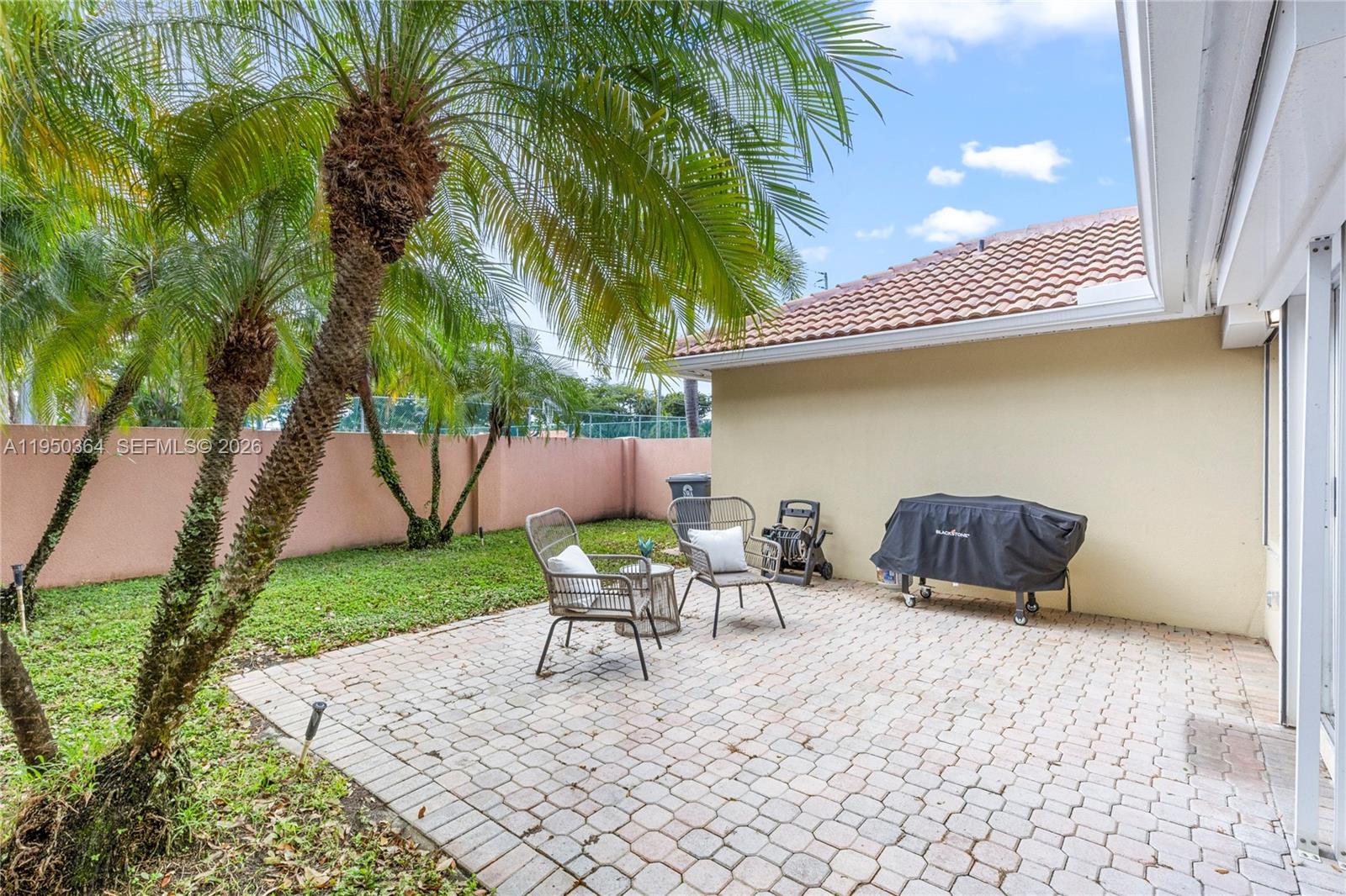 5561 Grande Palm Cir Delray Beach, FL 33484