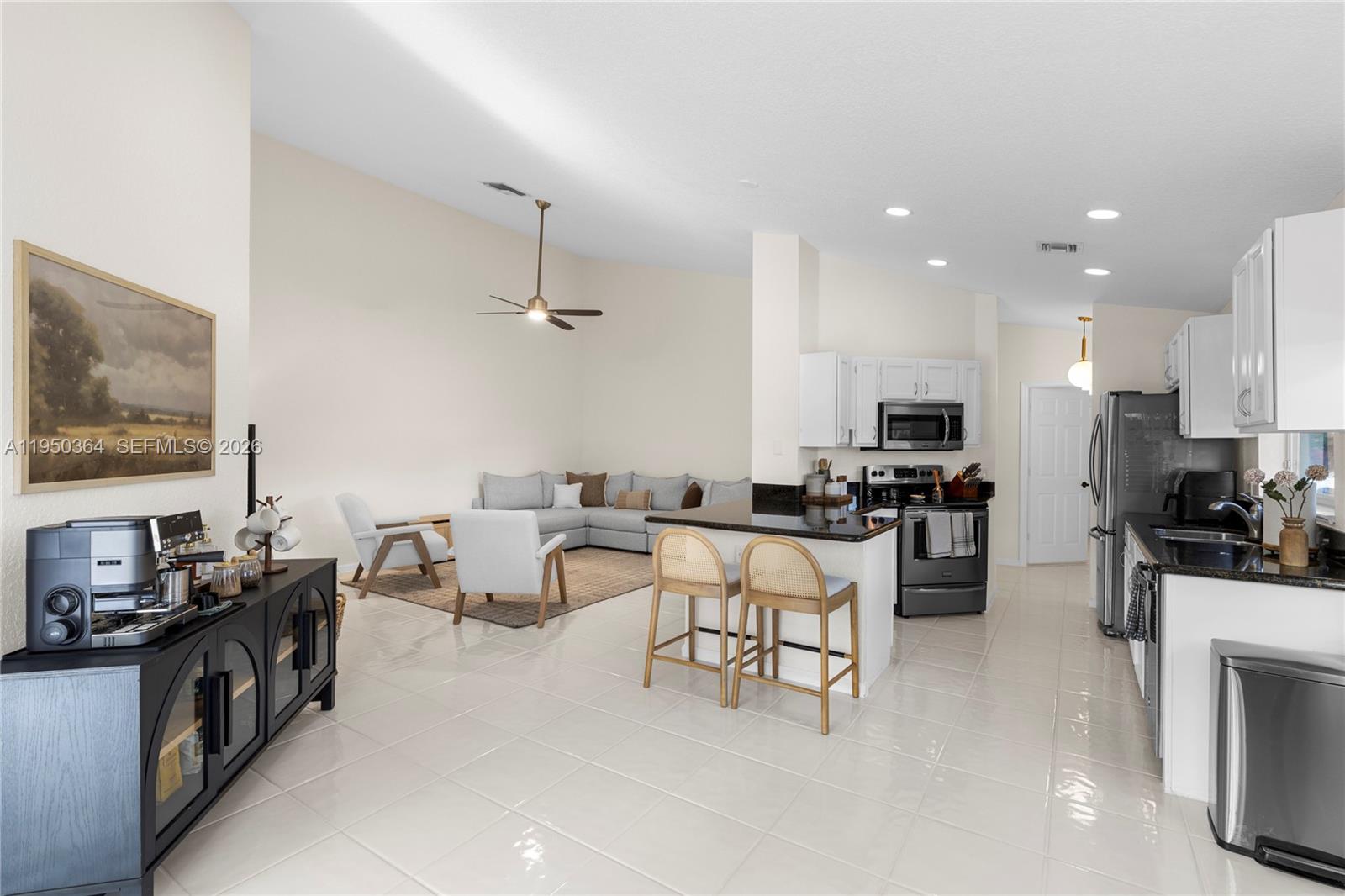 5561 Grande Palm Cir Delray Beach, FL 33484