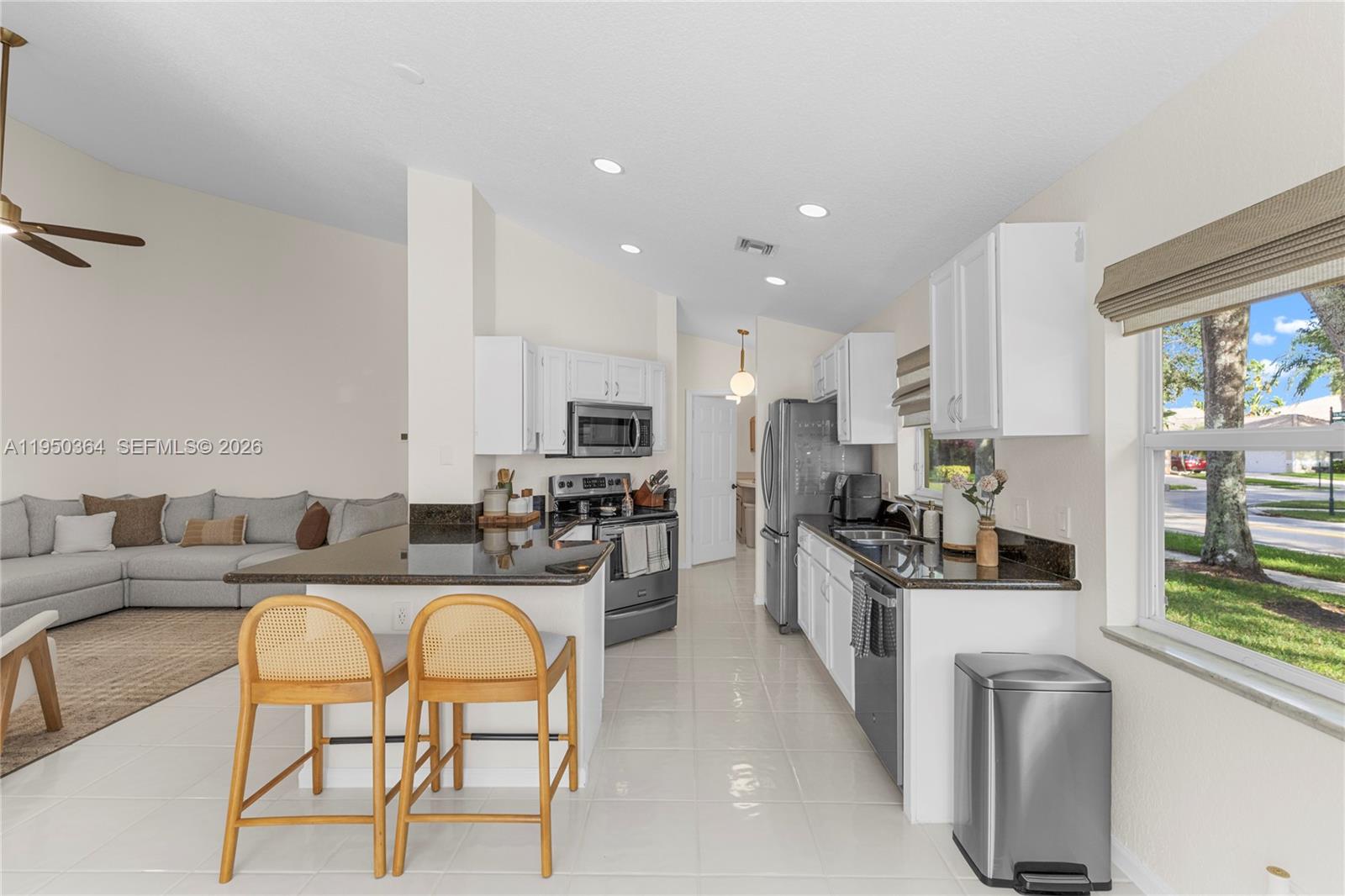 5561 Grande Palm Cir Delray Beach, FL 33484