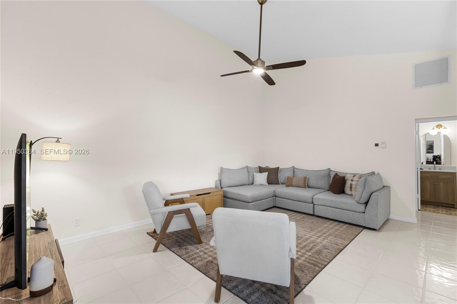 5561 Grande Palm Cir Delray Beach, FL 33484