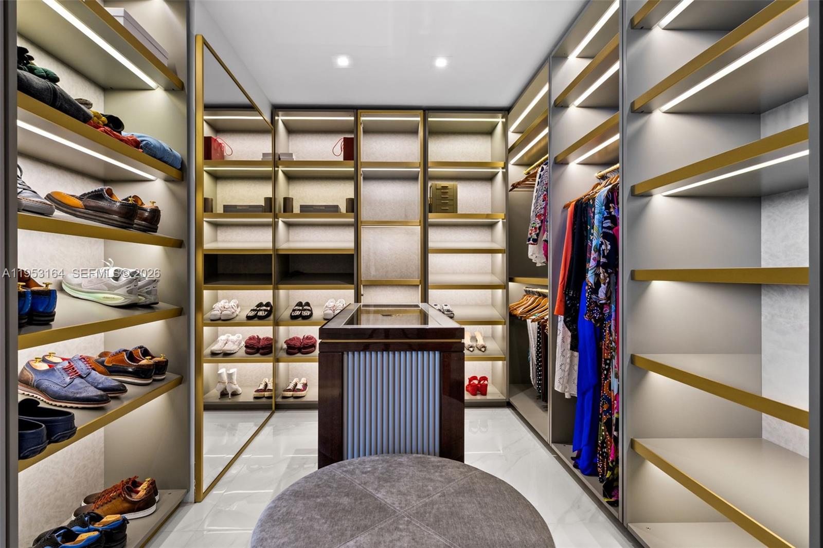 image Residences by Armani Casa9