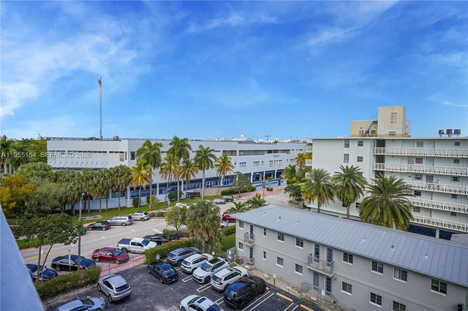 4141 Nautilus Dr #6J Miami Beach, FL 33140