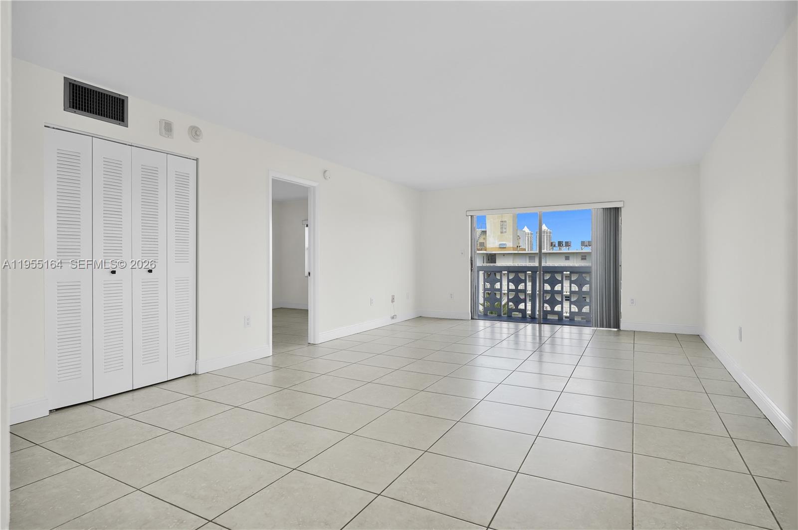 4141 Nautilus Dr #6J Miami Beach, FL 33140