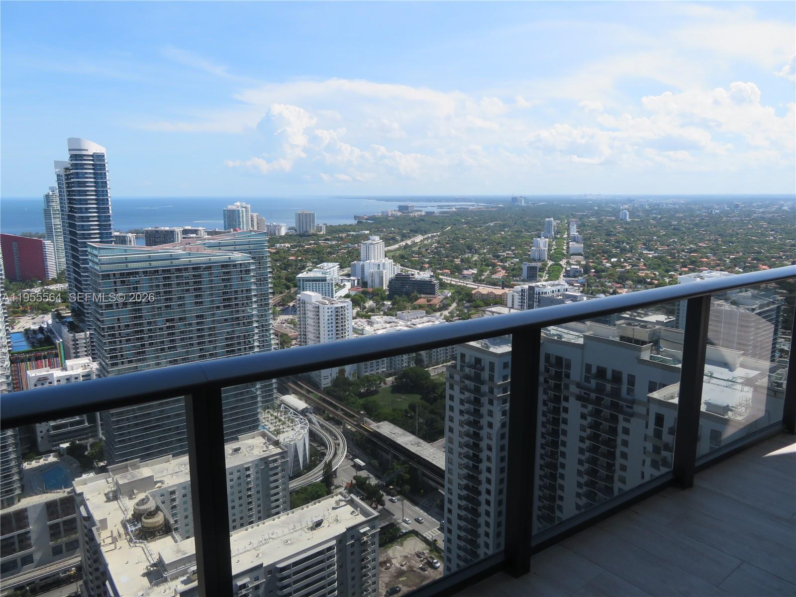 image Brickell Heights East40