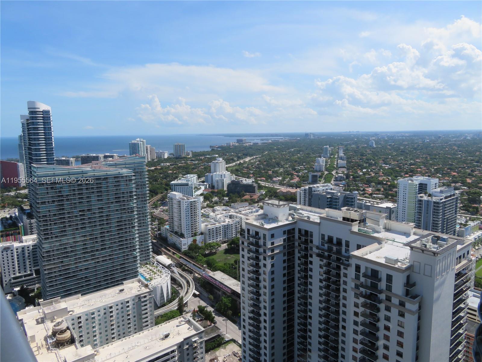 image Brickell Heights East43