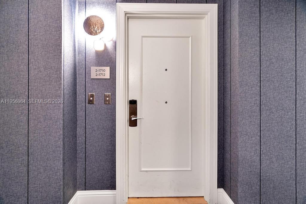 image Fontainebleau II30