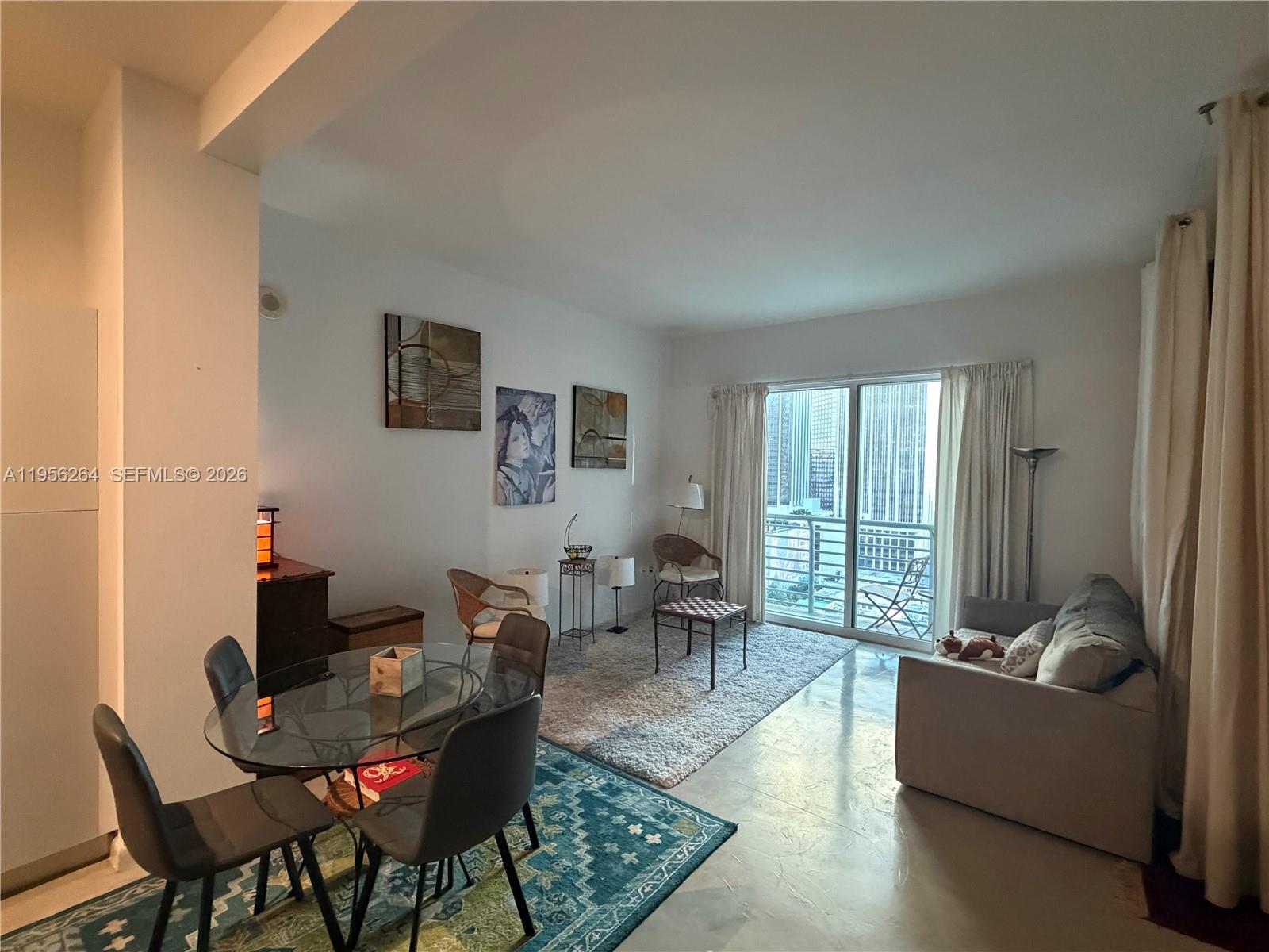 image Loft Downtown I18