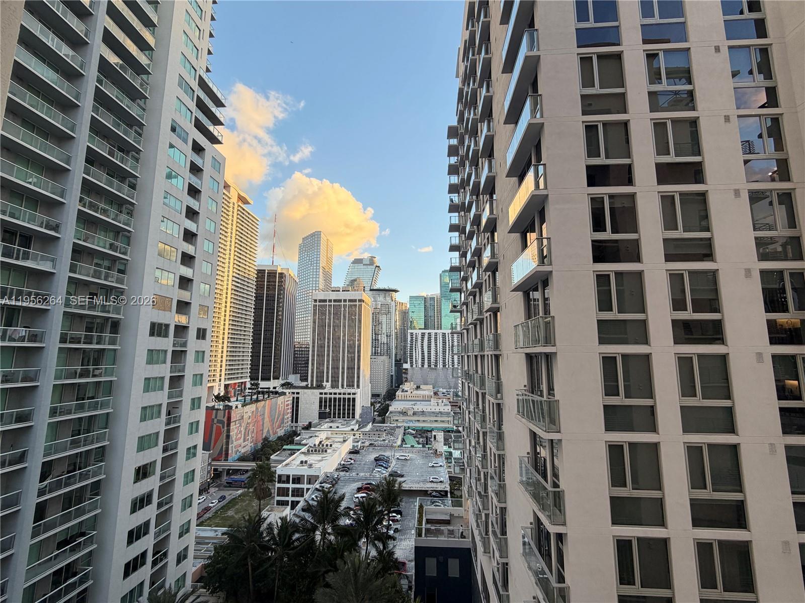 image Loft Downtown I23