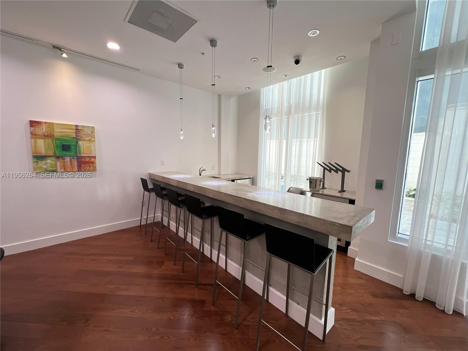 image Loft Downtown I4