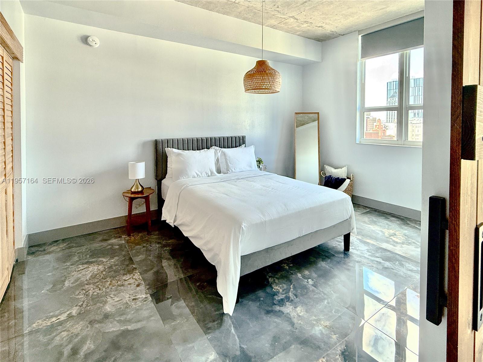 image Loft Downtown I28