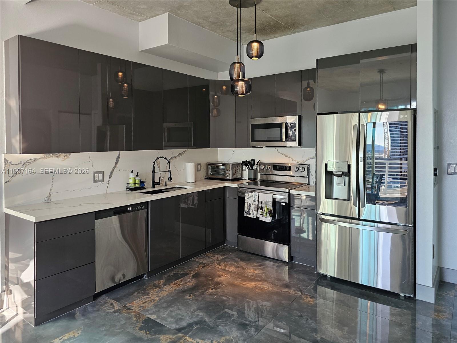 image Loft Downtown I6