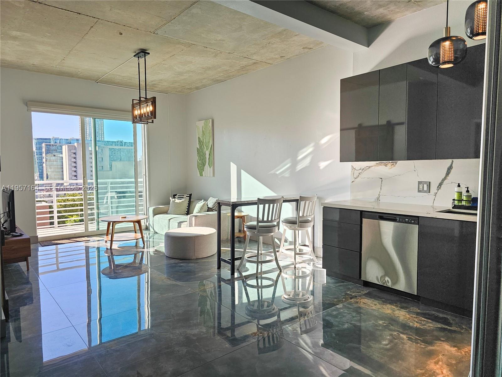 image Loft Downtown I7