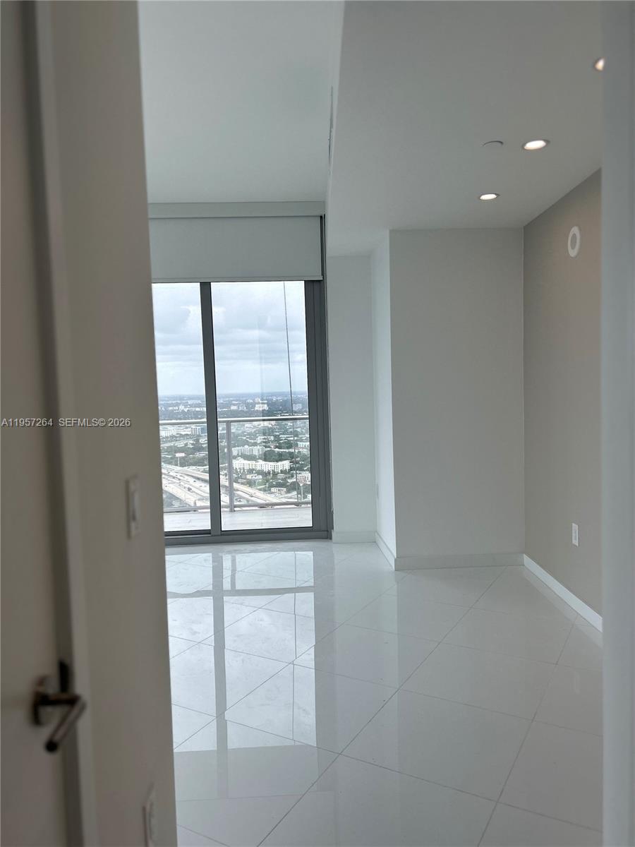 image Paramount Miami Worldcenter11