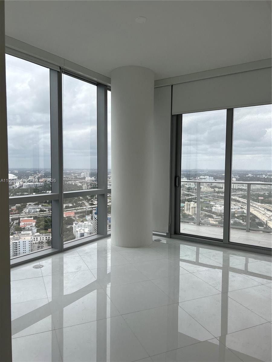 image Paramount Miami Worldcenter13