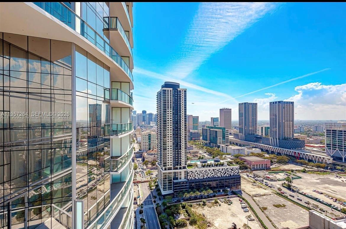 image Paramount Miami Worldcenter23