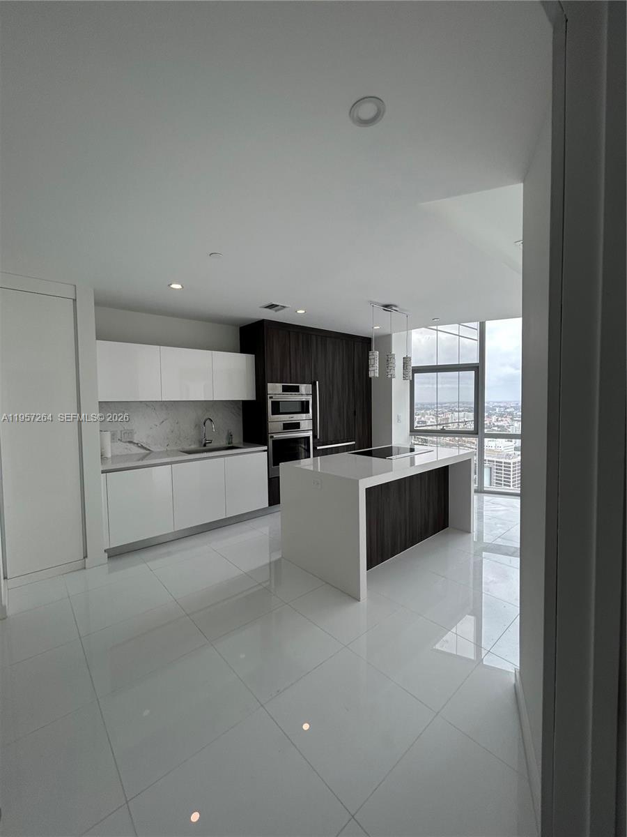 image Paramount Miami Worldcenter2