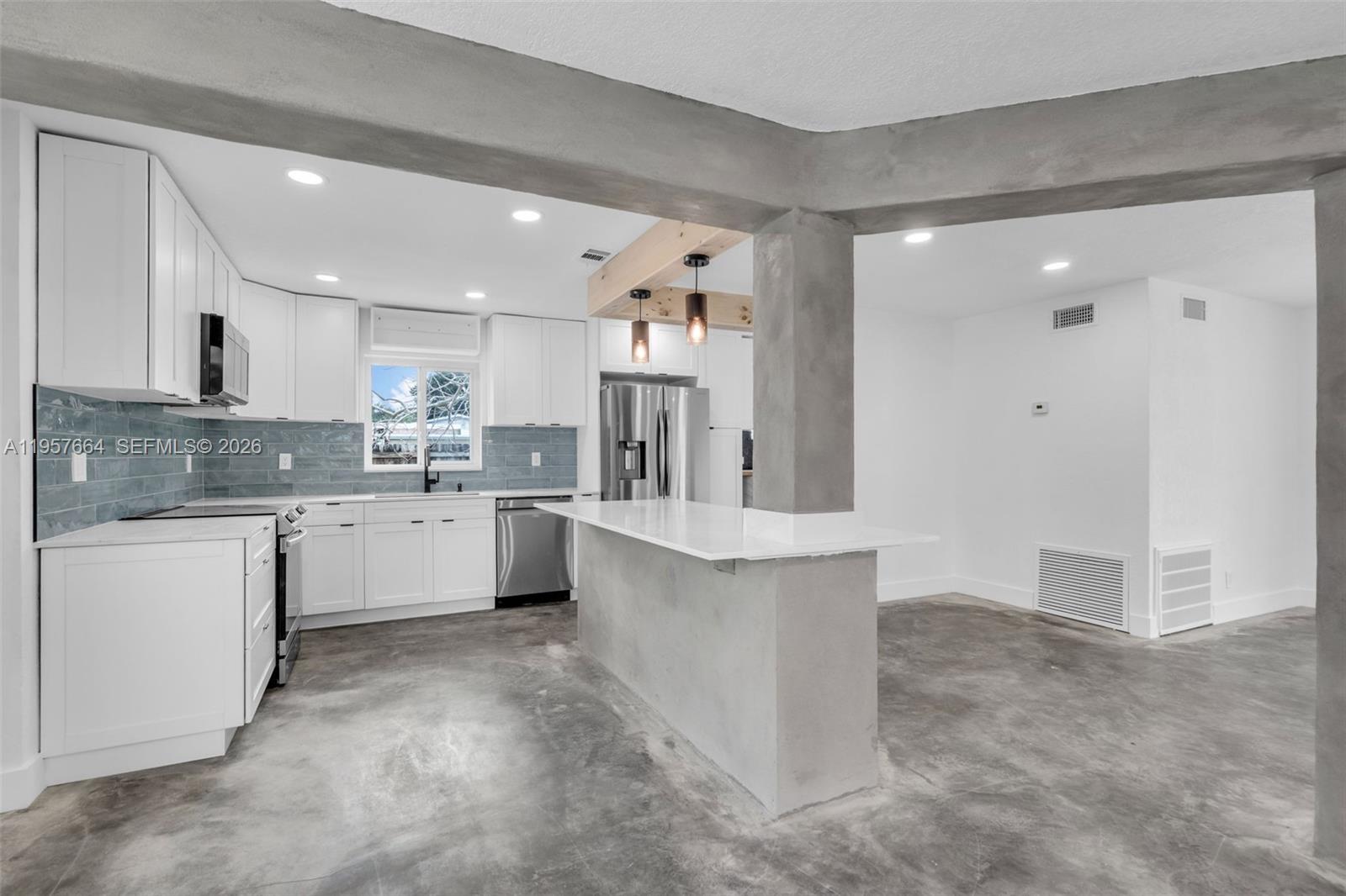 3301 N 66th Ave Hollywood, FL 33024