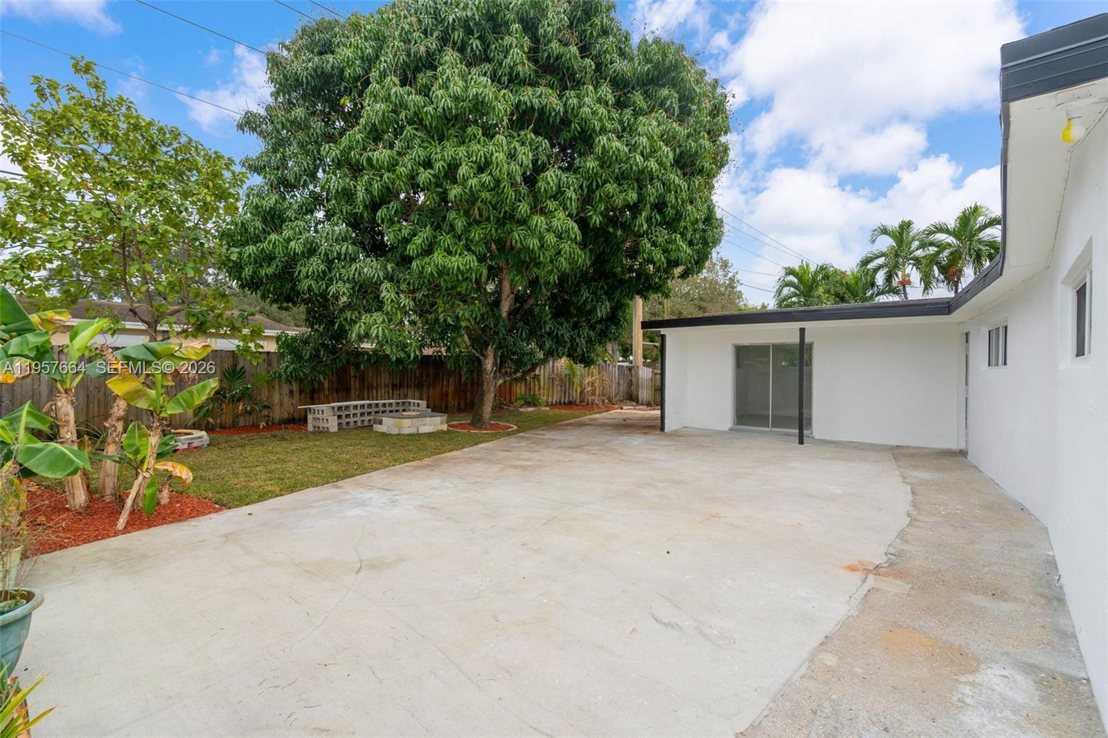 3301 N 66th Ave Hollywood, FL 33024